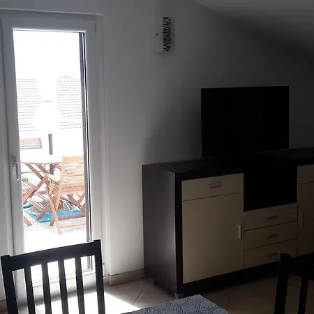 Suzana Apartment Tribunj (Sibenik-Knin)