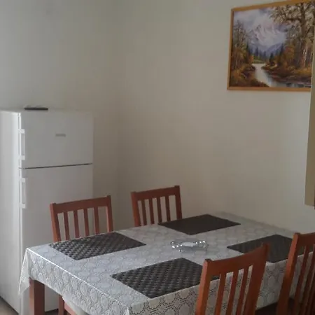 Suzana * Tribunj (Sibenik-Knin)